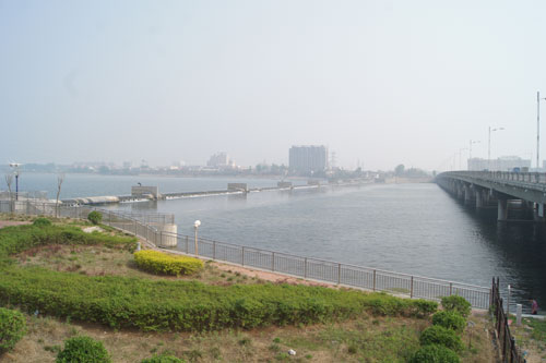 南陽市白河第二橡膠壩.JPG
